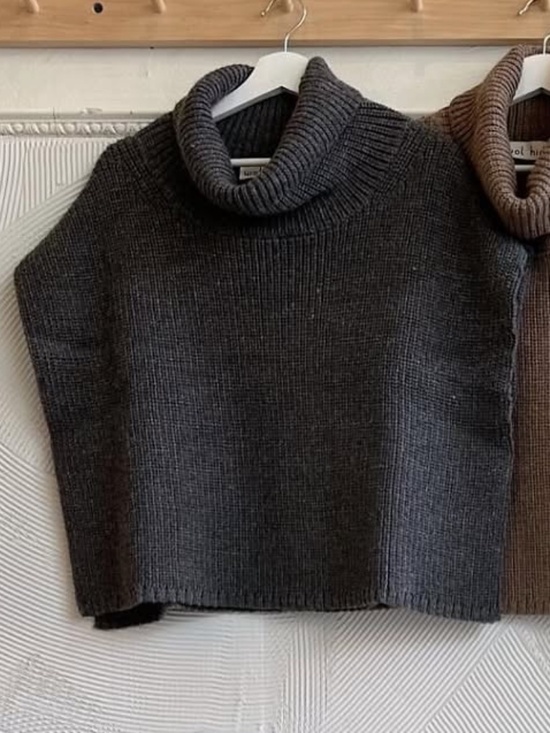 Wol Hide Sweaters - Wol Hide Rib Poncho in Charcoal
